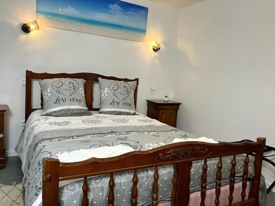 Mer, Soleil Et Vacances Apartment เลอบาร์กาแรส ภายนอก รูปภาพ