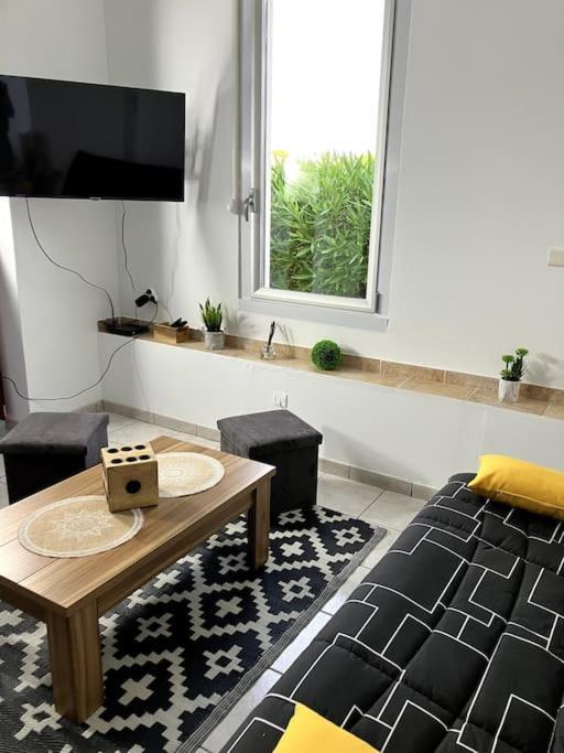 Mer, Soleil Et Vacances Apartment เลอบาร์กาแรส ภายนอก รูปภาพ